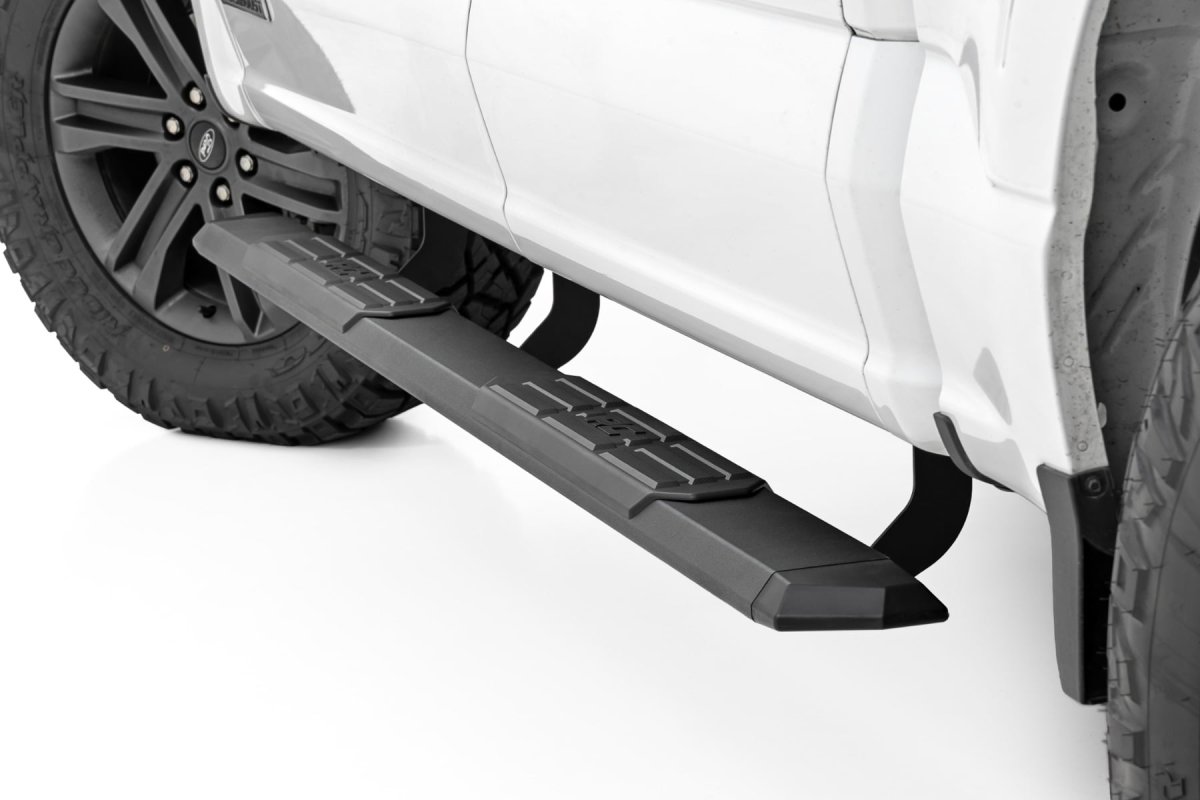 Ford F-150 Lightning Running Boards - Rough Country - TR2 - Black - 4WD - '22-'26